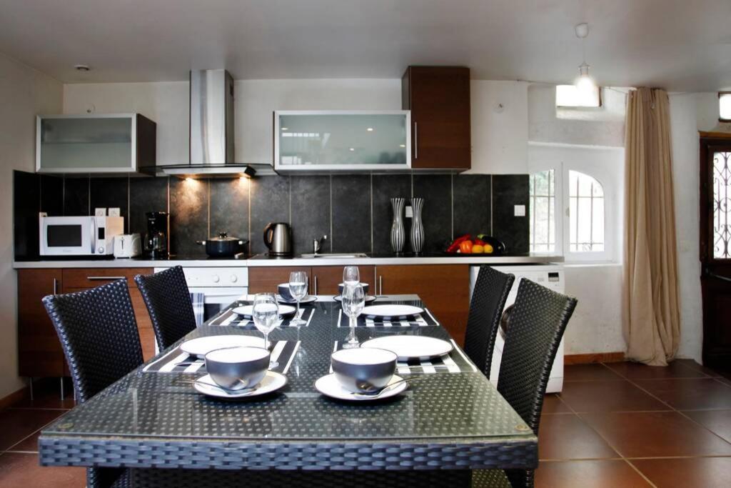 הוילה קוקורון Maison De Charme Renovee מראה חיצוני תמונה